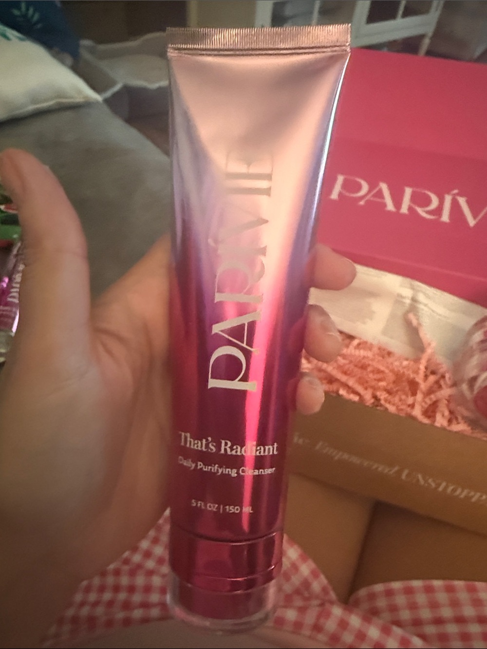 PariVé That's Radiant Daily Purifying Cleanser - Pink